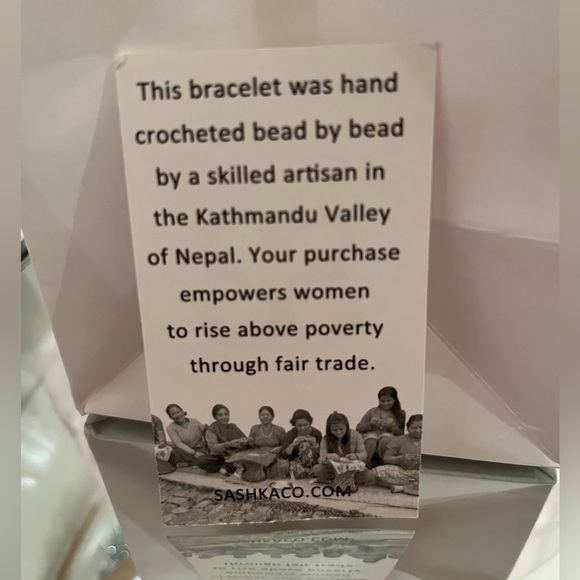 Sparkling stretch slip on bracelet (slides on easily) NWOT gorgeous great gift - Picture 4 of 6